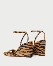 Load image into Gallery viewer, Gavi Zebra Wedge