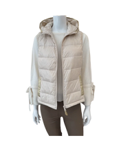 Load image into Gallery viewer, Vespa Puffer Vest