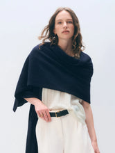 Load image into Gallery viewer, Cashmere Travel Wrap