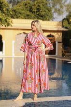 Load image into Gallery viewer, Como Wrap Dress