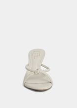 Load image into Gallery viewer, Heidi Heel