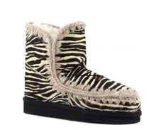 Load image into Gallery viewer, Eskimo 18 Ponyskin