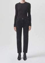 Load image into Gallery viewer, Riley Long (Panoramic)