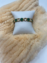 Load image into Gallery viewer, Peridot &amp; Quartz Cuff
