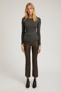 Ankle Flare Legging