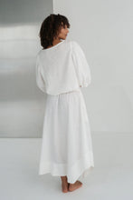 Load image into Gallery viewer, Demi Linen Top