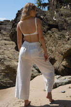 Load image into Gallery viewer, Ivy Linen Crop Pants