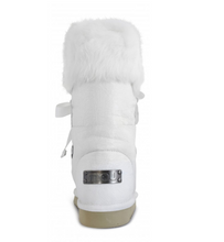 Load image into Gallery viewer, Eskimo Lace &amp; Fur